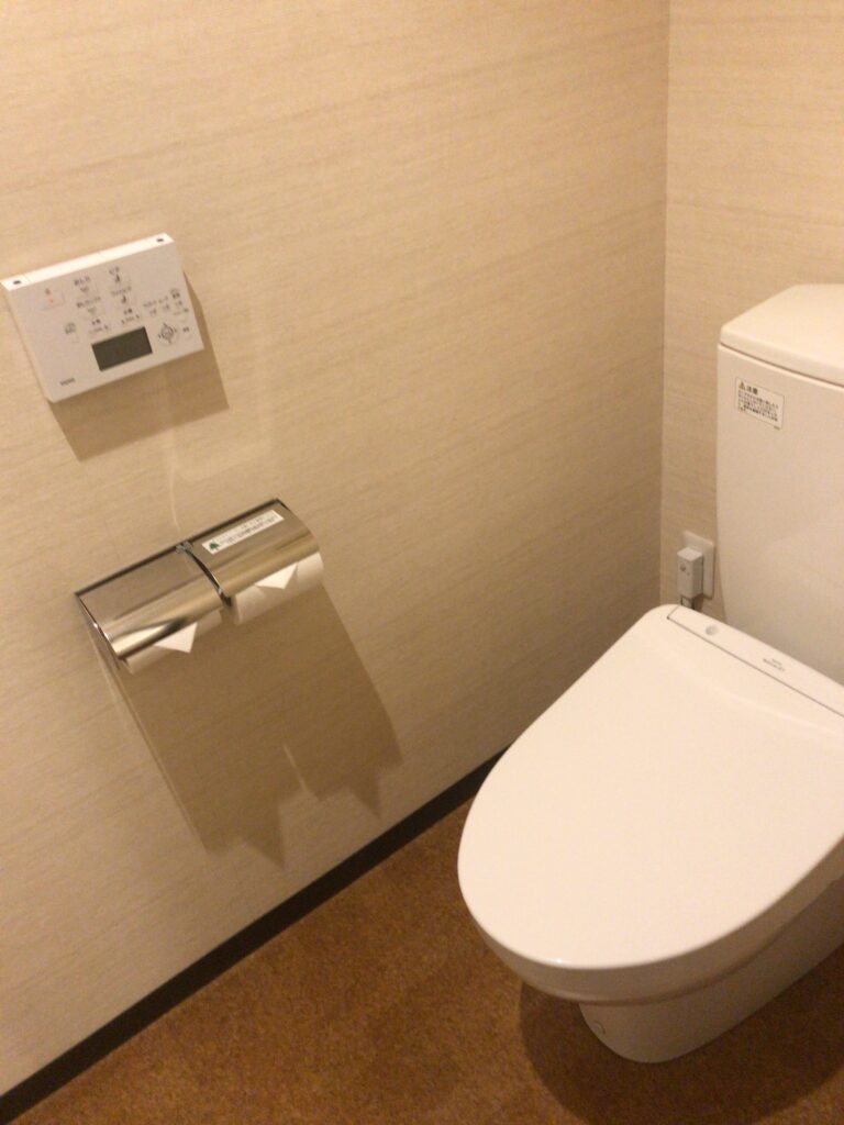 箱根甲子園トイレ